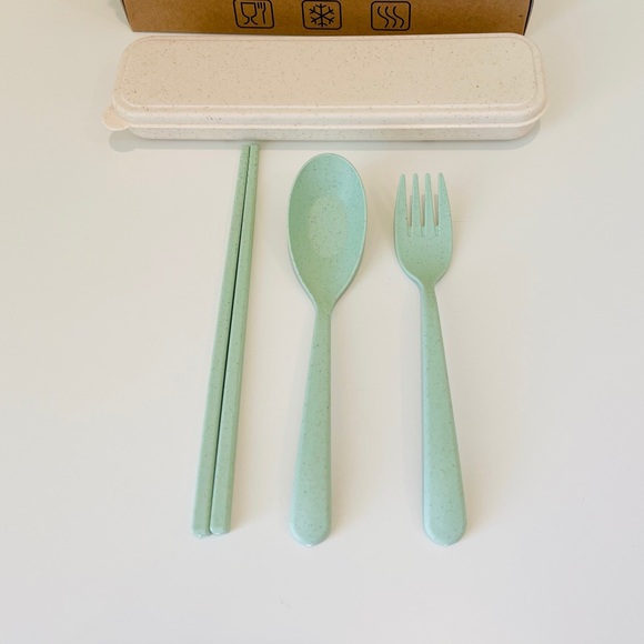 Eco-Friendly Portable Cutlery Set - Picture 4 of 7
